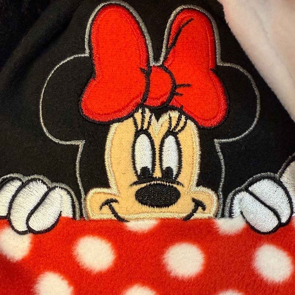 Disney Minnie Mouse Hat & Gloves Toddler Polka Dot Pom Pom Ears NWT